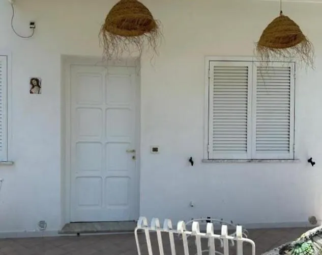 別荘 Silvio Ischia ラッコ・アメーノ